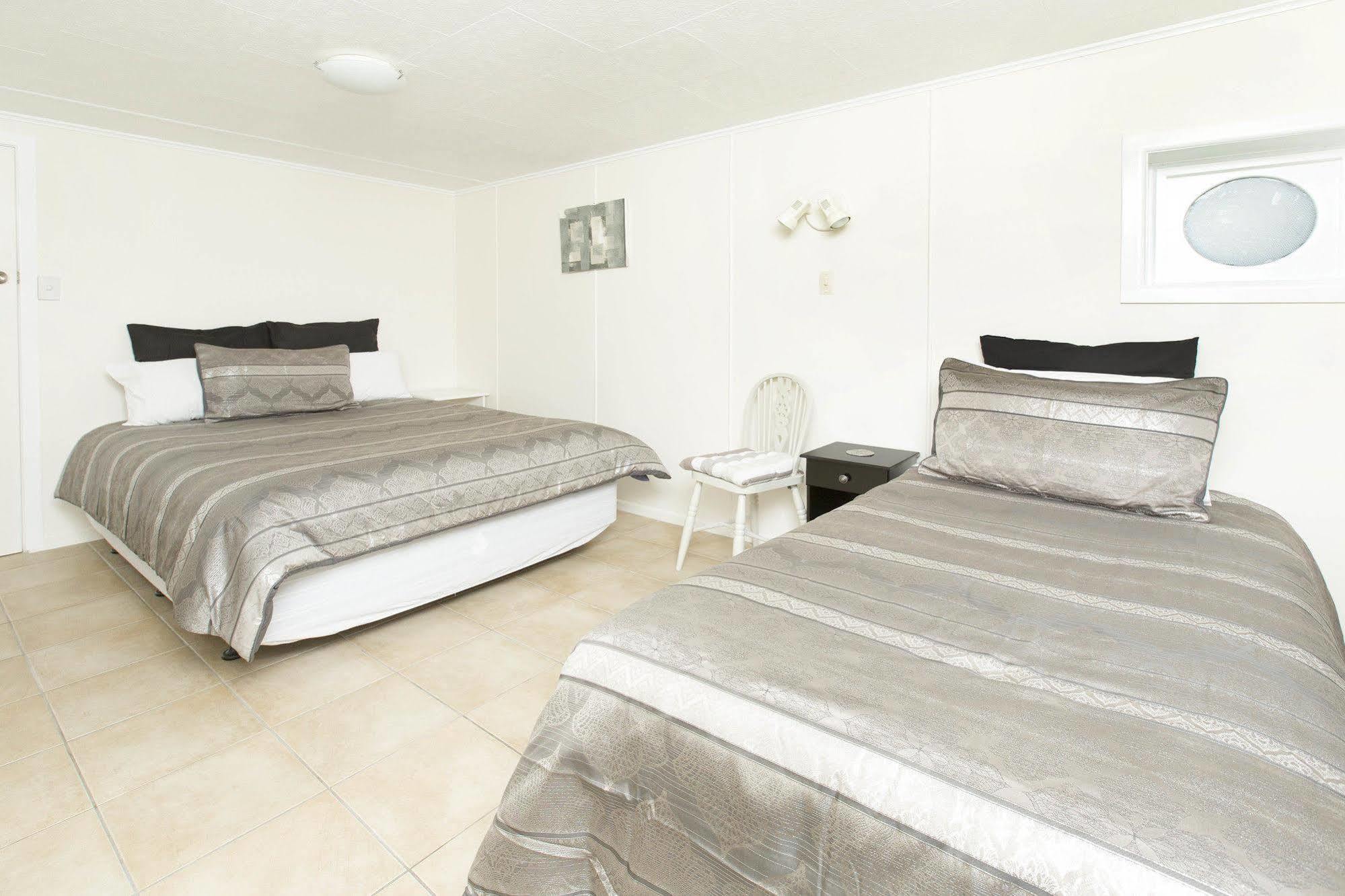 Marina Court Motel & Apartments Whangarei Extérieur photo